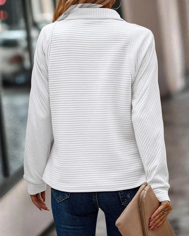 Elise | Elegant sweater with V-neck