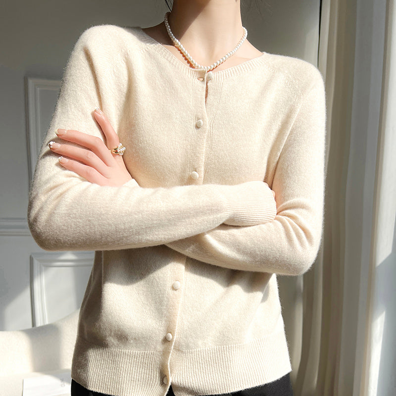 LAUREN™ | Timeless Cardigan